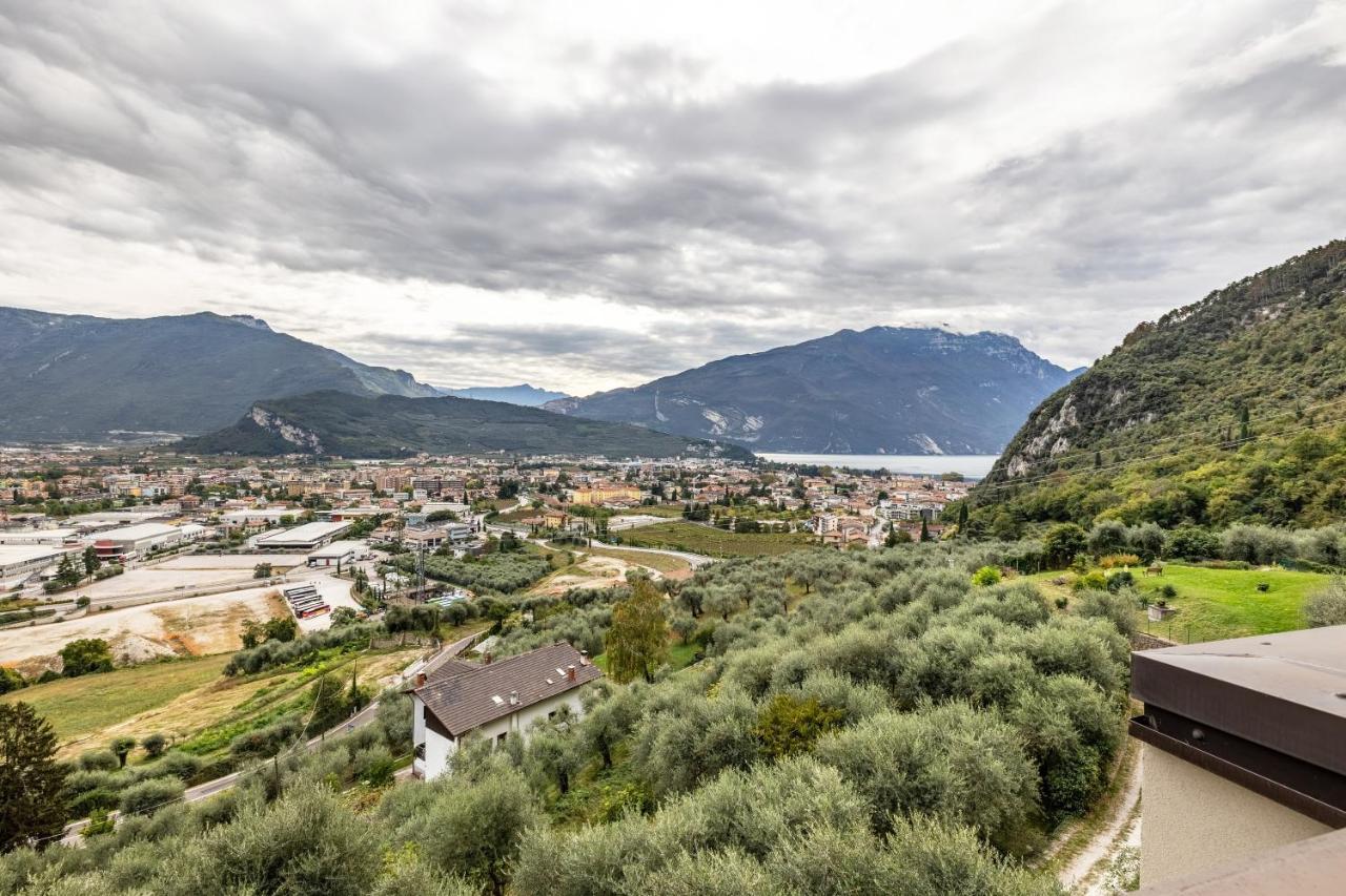 Апартаменти La Terrazza Di Vincent Sul Garda Рива-дель-Гарда Екстер'єр фото