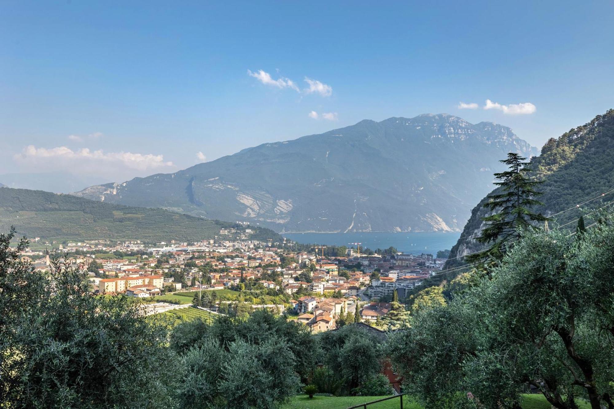Апартаменти La Terrazza Di Vincent Sul Garda Рива-дель-Гарда Екстер'єр фото